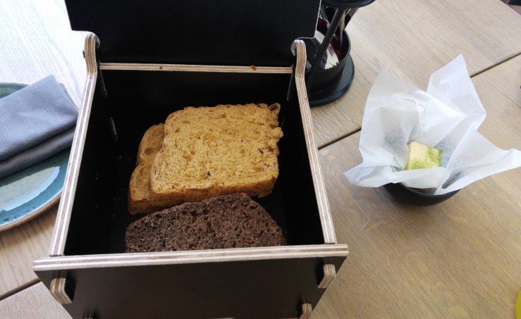 Хлебный ящик. Bread box.